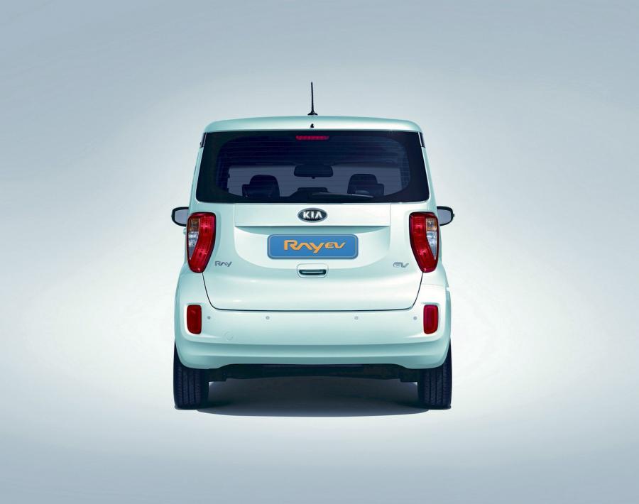  Kia Ray EV 2011 года  (фото 8 из 11)
